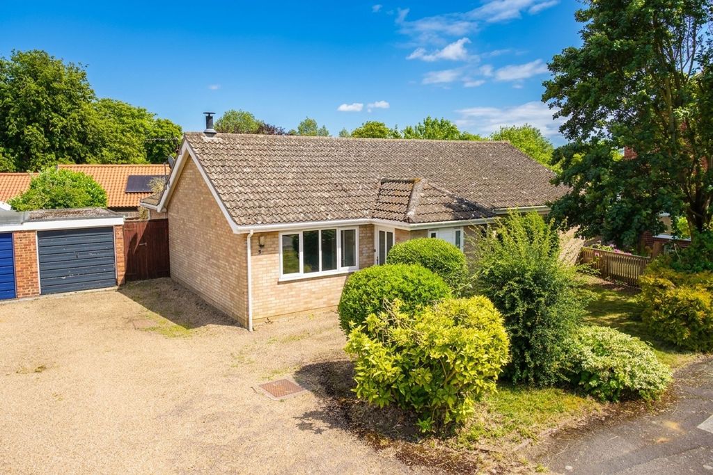 Property photo 1 of 30