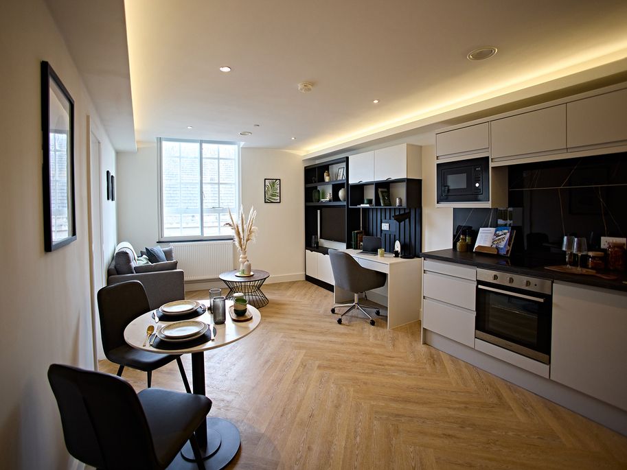 Property photo 2 of 11