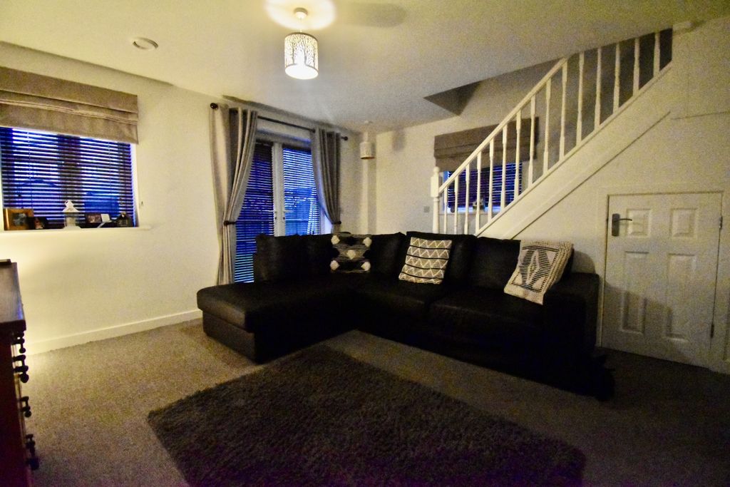 Property photo 2 of 8 Dsc_0097