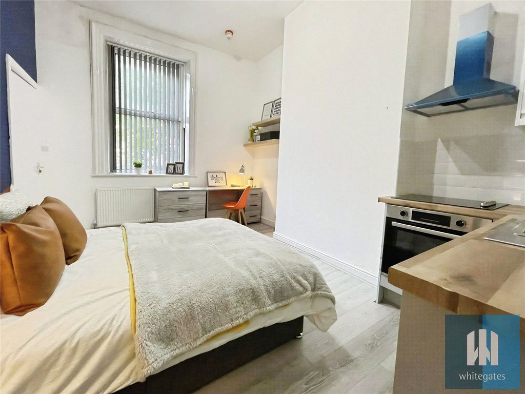 Property photo 2 of 8 Picture No. 26