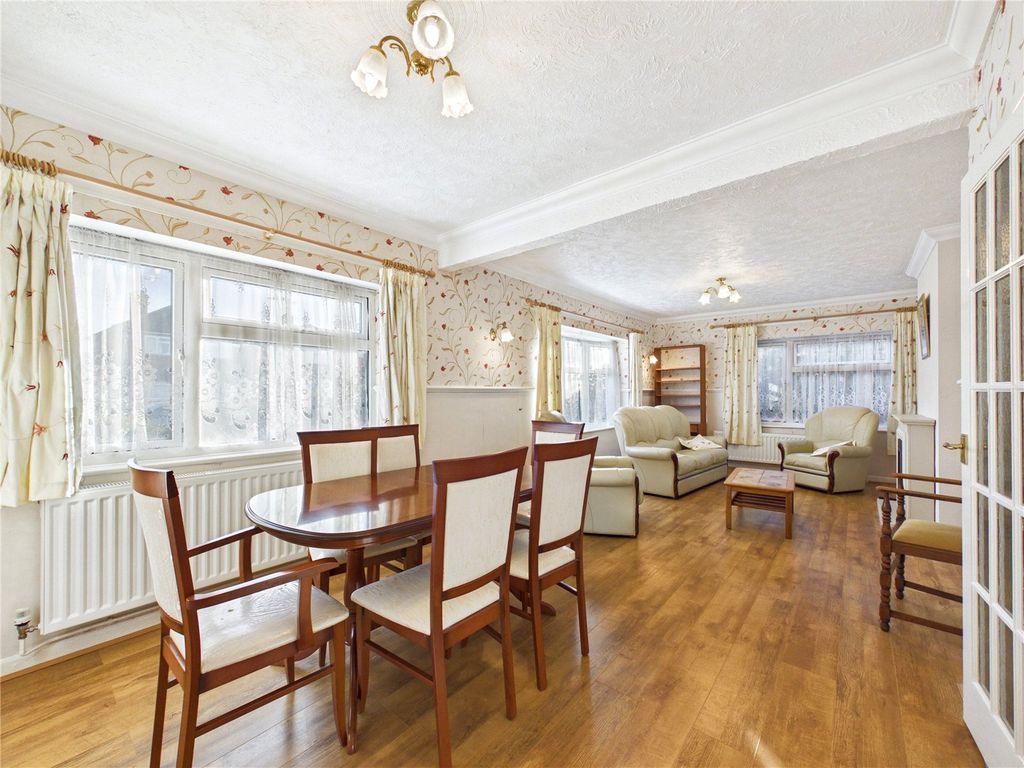 Property photo 3 of 23 Picture No. 44