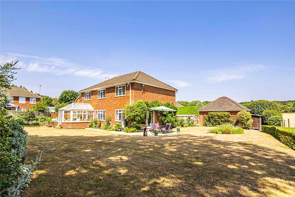 Property photo 2 of 32 Picture No. 70