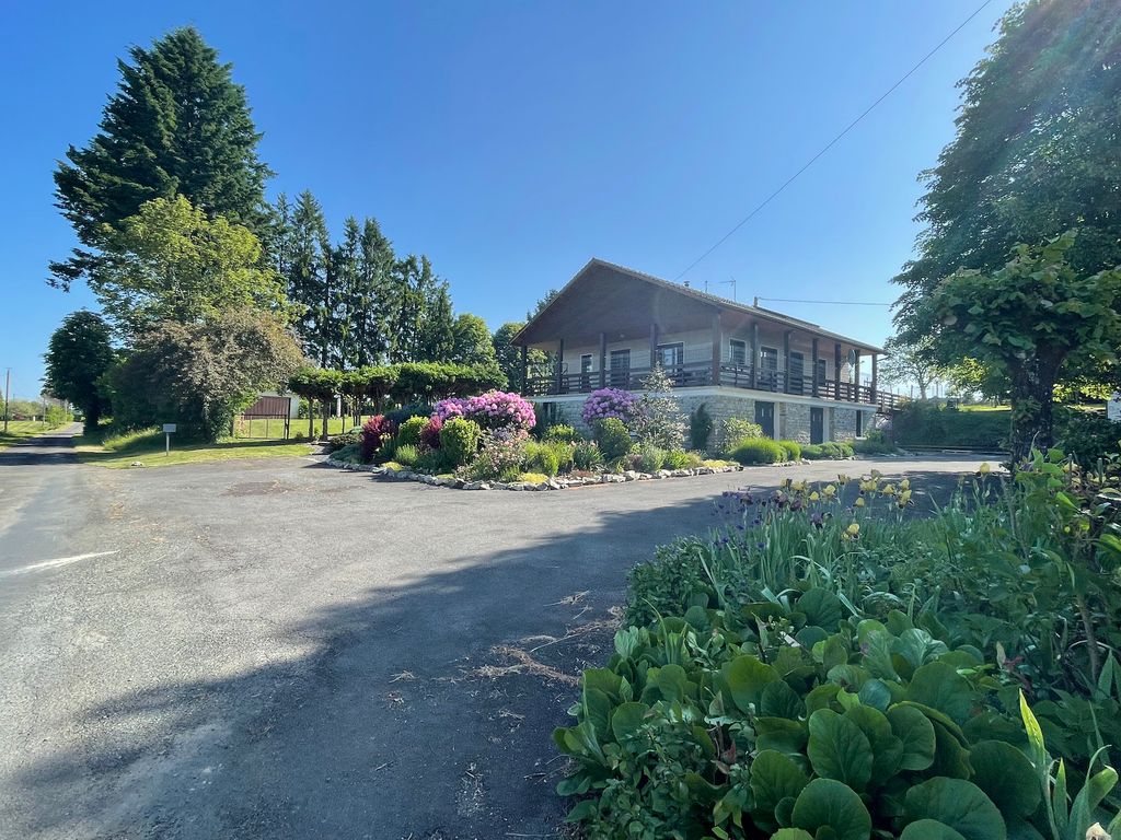 Property photo 1 of 50