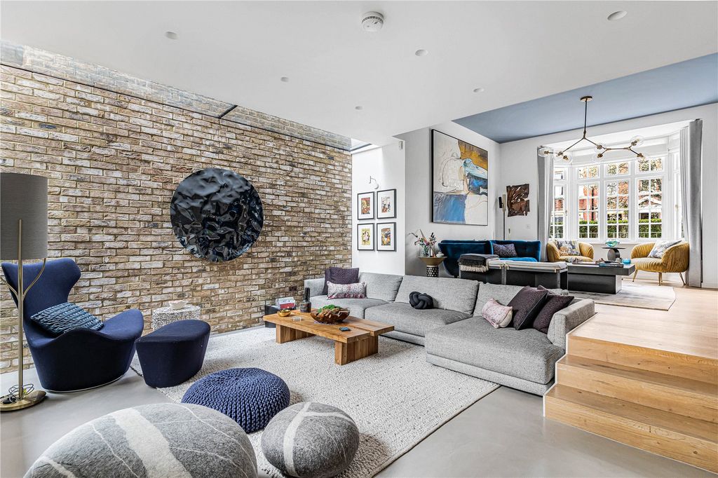 Property photo 2 of 24 Reception Room