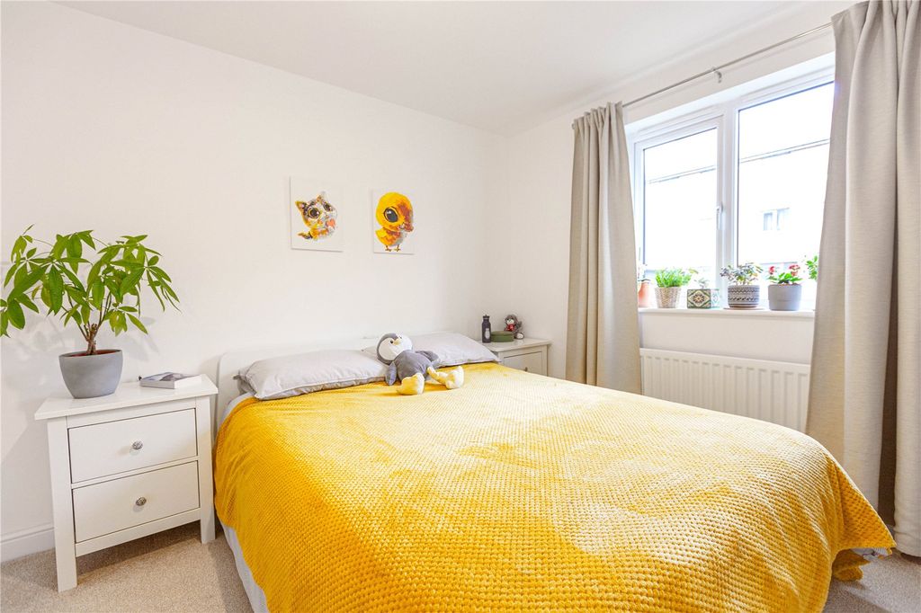 Property photo 3 of 12 Picture No. 16