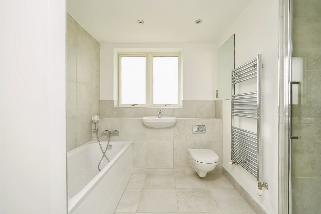 Additional image 18 of 5 bed detached house for saleElmsbrook, Bicester OX27