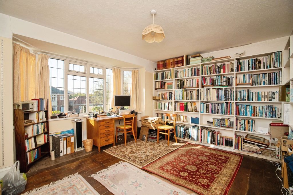 Property photo 3 of 16