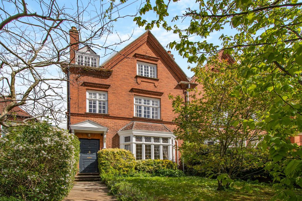 Property photo 1 of 39