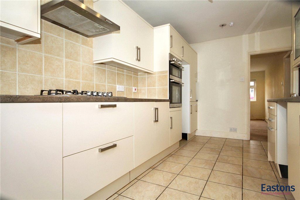 Property photo 2 of 26 Picture No. 13