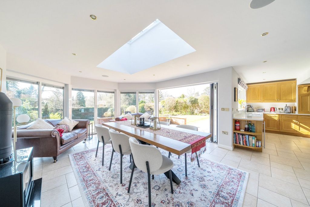 Property photo 2 of 56 Picture No. 05