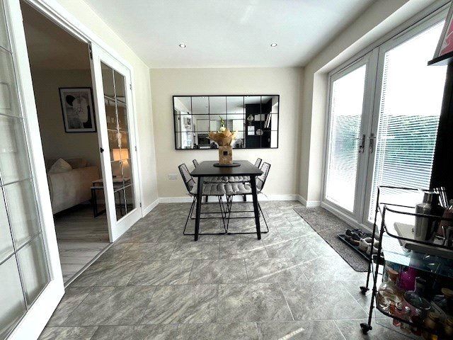 Property photo 3 of 17 Picture No. 15