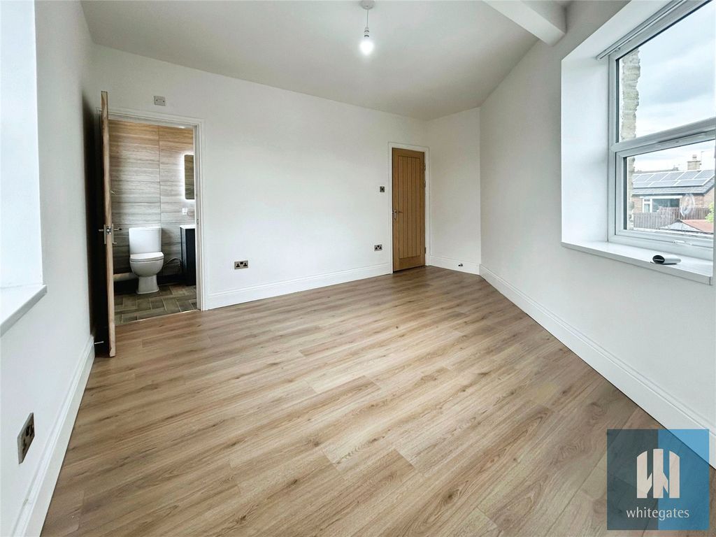 Property photo 3 of 8 Picture No. 10