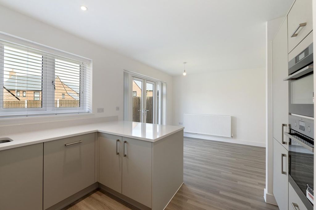 Property photo 3 of 19 Kitchen/Diner (Plot 133)