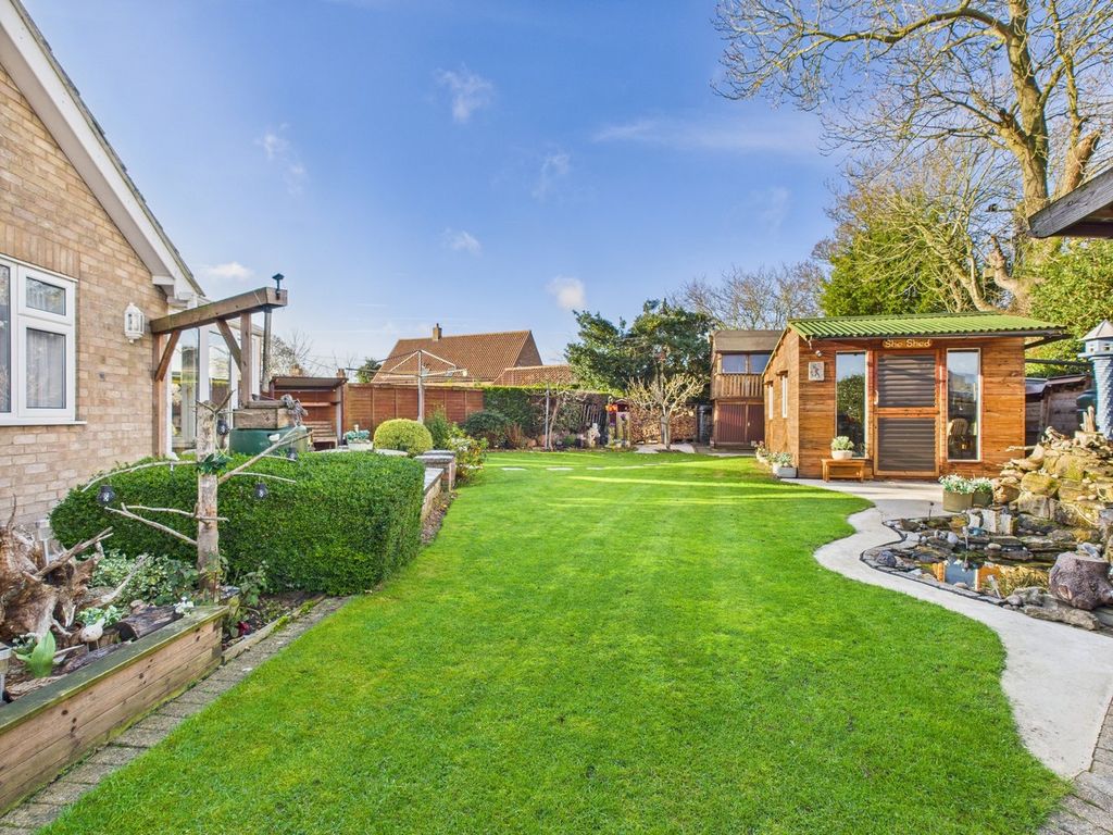 Property photo 2 of 23