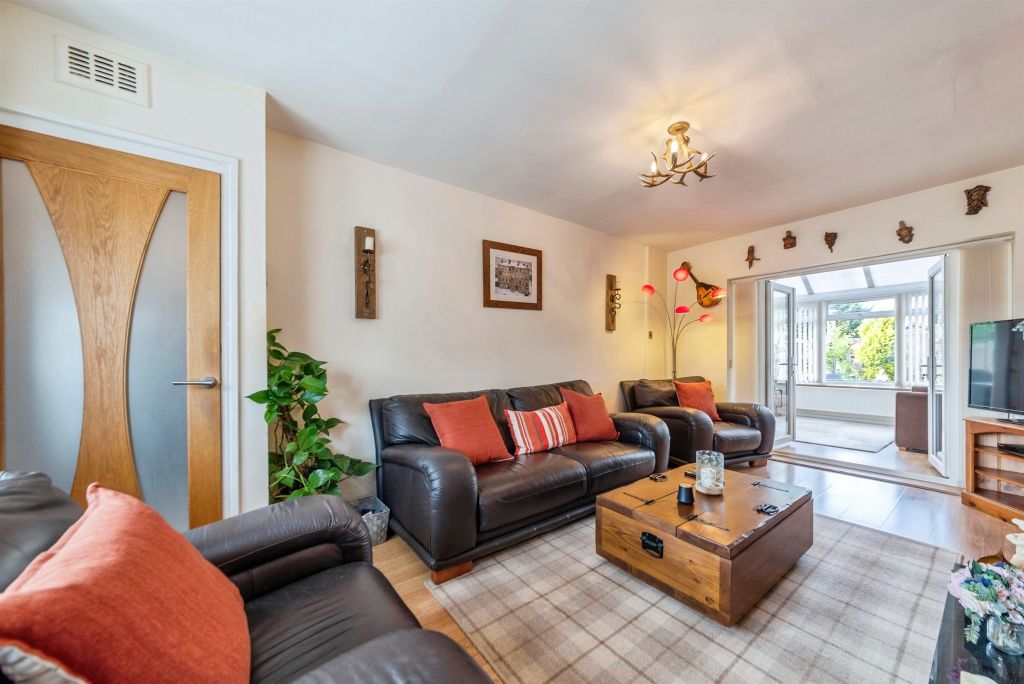 Property photo 3 of 17