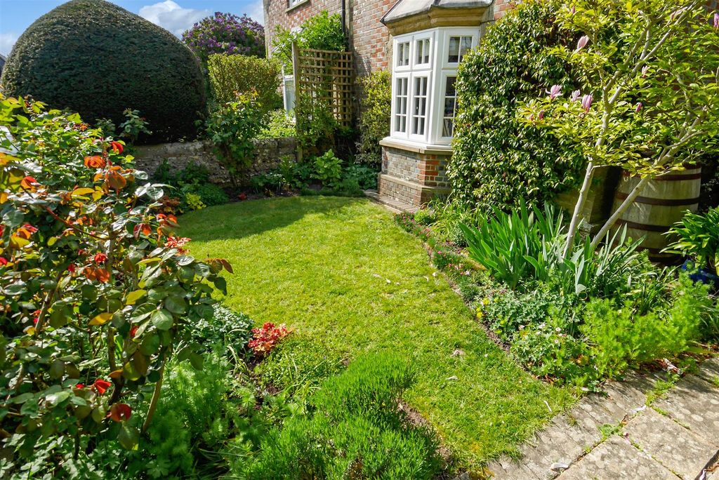 Property photo 2 of 21 P1090954.Jpg