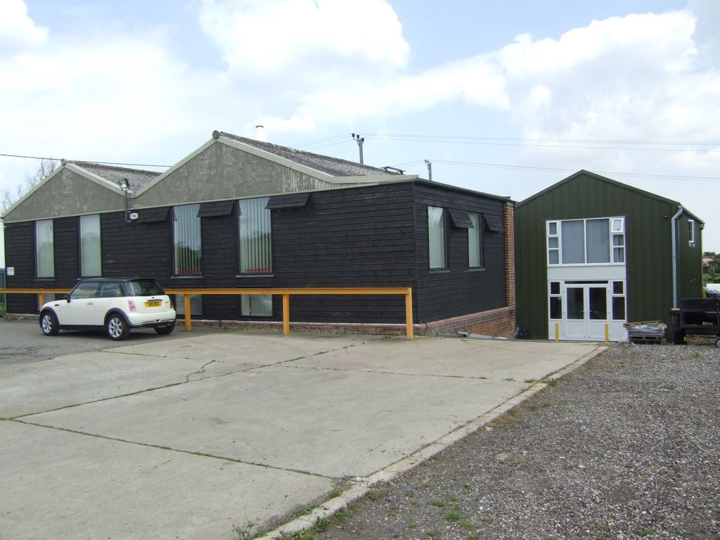Property photo 2 of 3