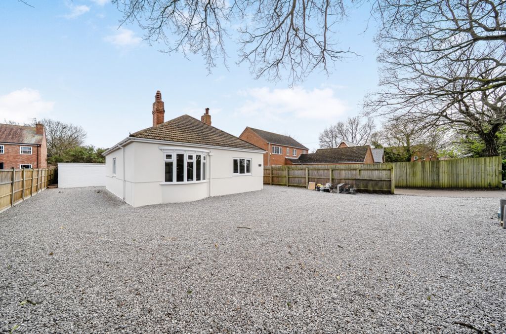 Property photo 1 of 23 1436865-18-69c6B38Deba16