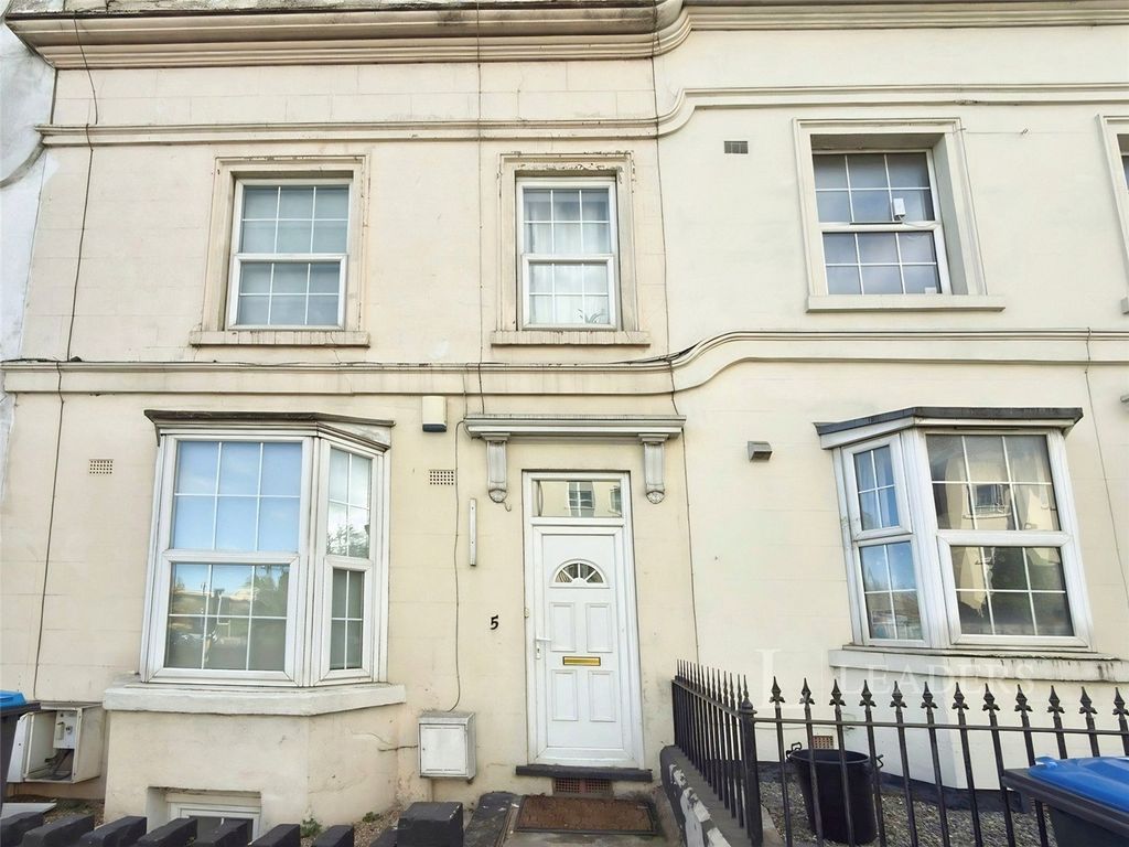 Property photo 1 of 5 Picture No. 10