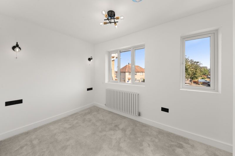 Property photo 3 of 17 Photo 14