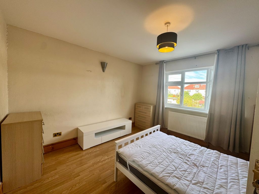 Property photo 1 of 6 Blockly Road (1)
