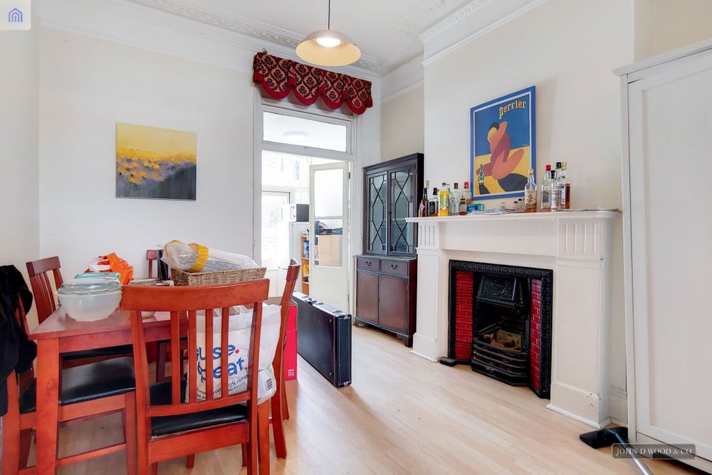 Property photo 1 of 14 1