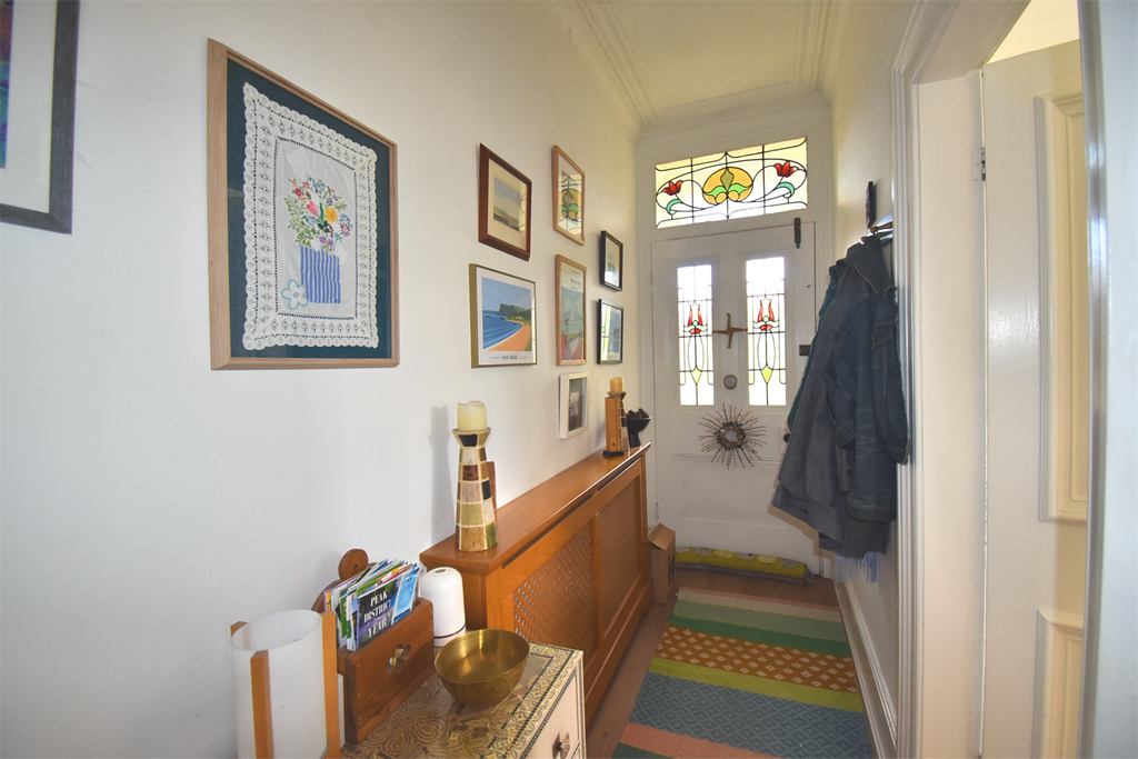 Property photo 2 of 23 Hallway