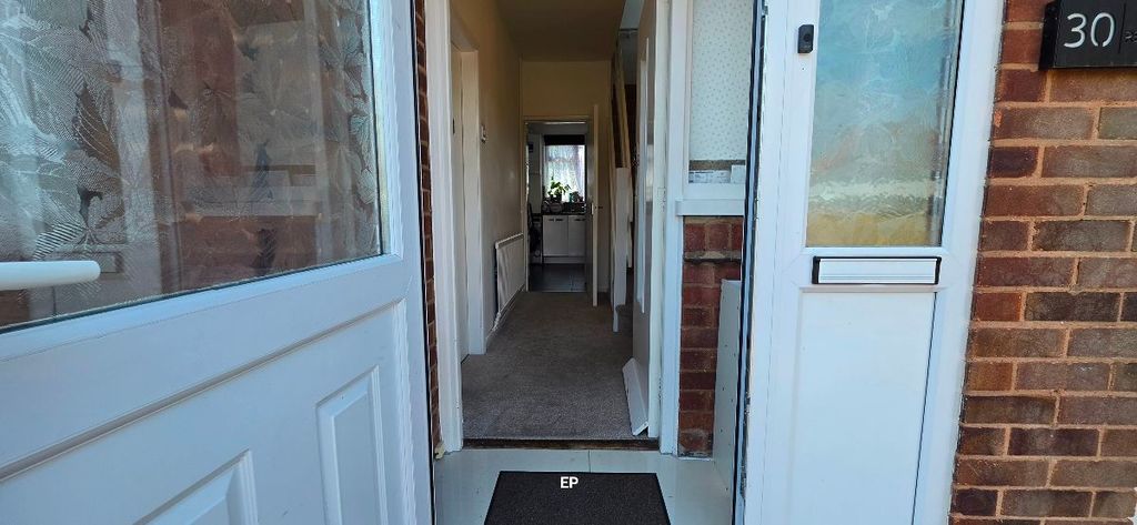 Property photo 2 of 26