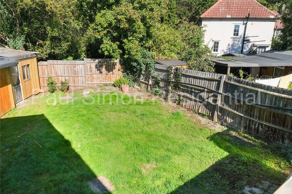 Property photo 2 of 15 Picture No. 12