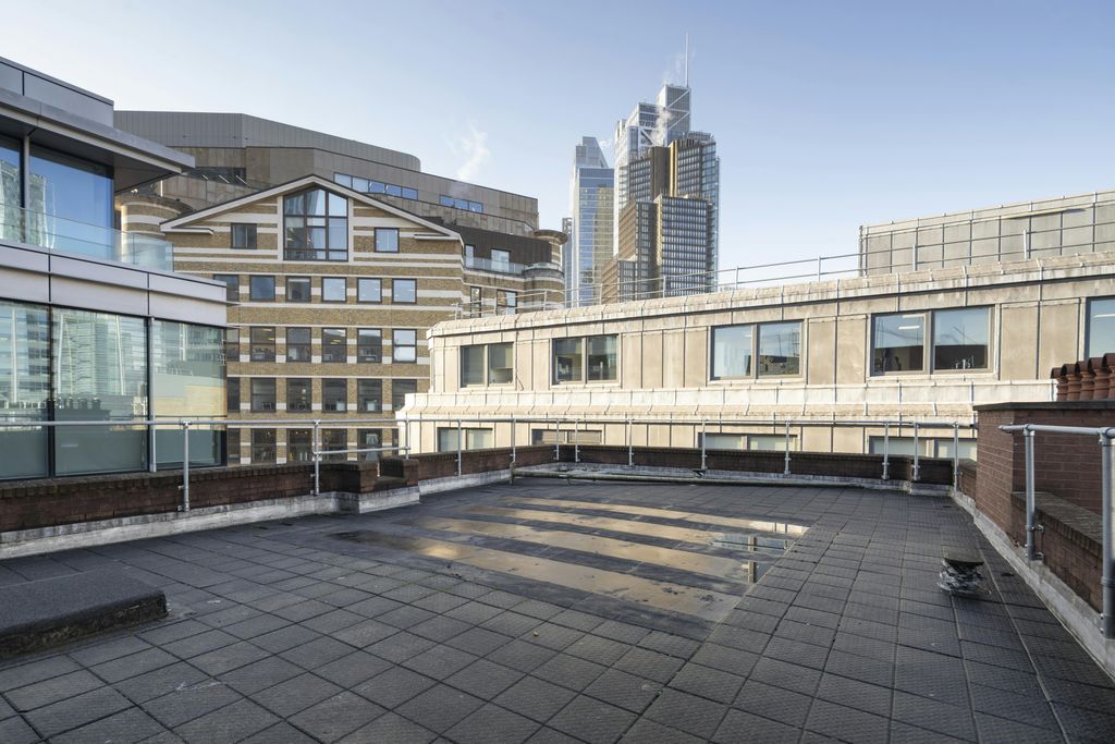 Property photo 3 of 6 Potential For Communal Roof Terrace