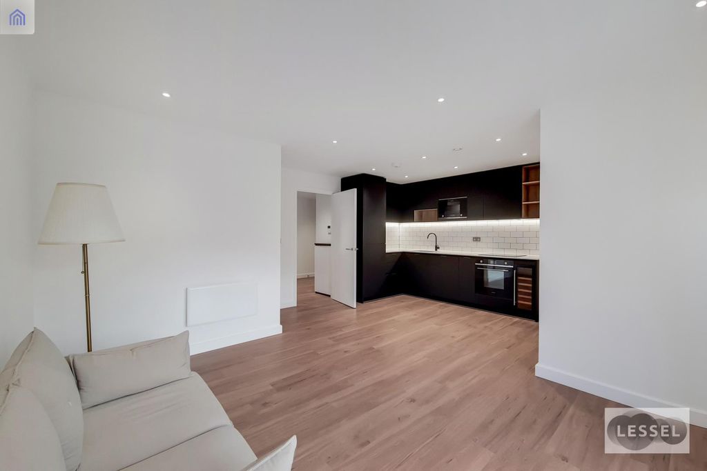 Property photo 3 of 12 2_Kitchen-Reception-0.Jpg