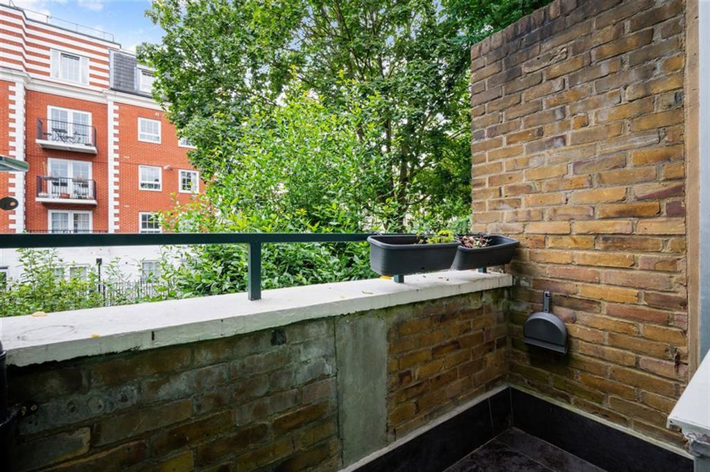 Property photo 3 of 7