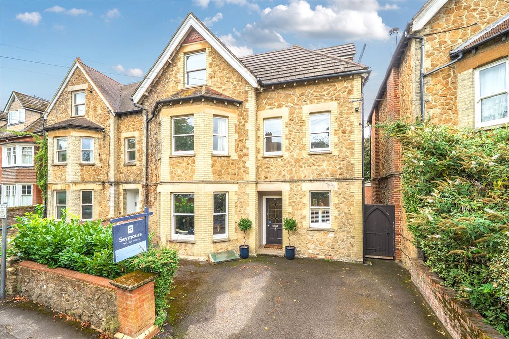 Property photo 1 of 37 Picture No. 90