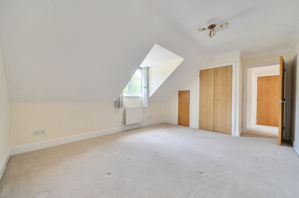 Additional image 15 of 2 bed flat for saleAndrews Reach, Bourne End SL8