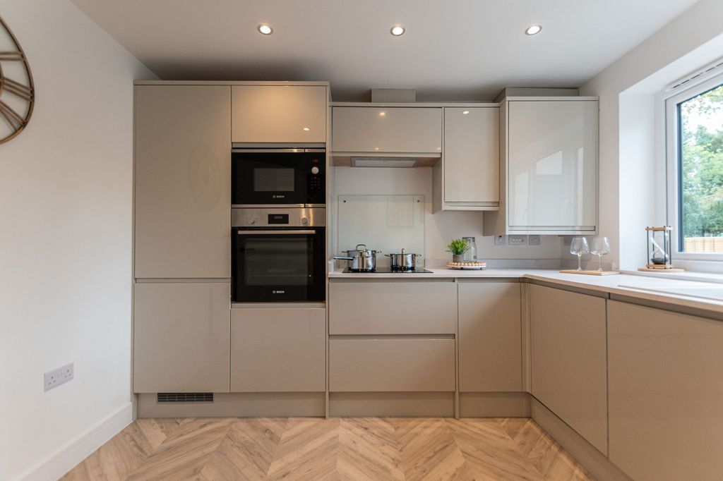 Property photo 3 of 34