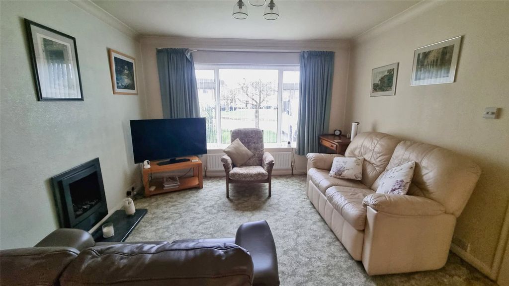 Property photo 3 of 14 Picture No. 08