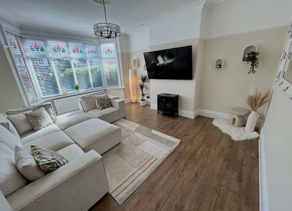 Property photo 3 of 34 Photo 5