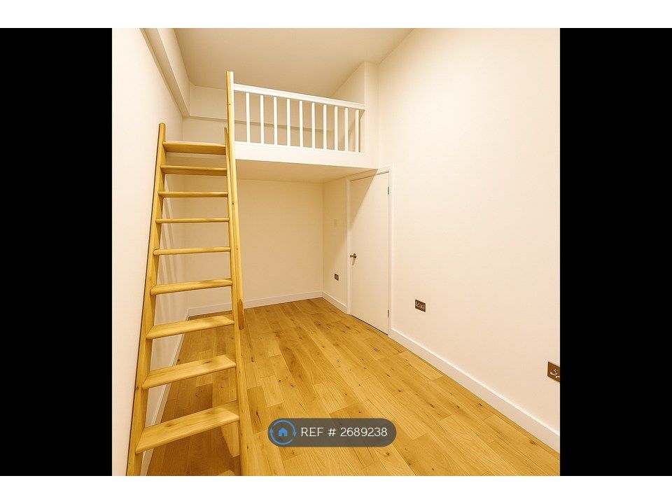 Property photo 2 of 7 Bedroom