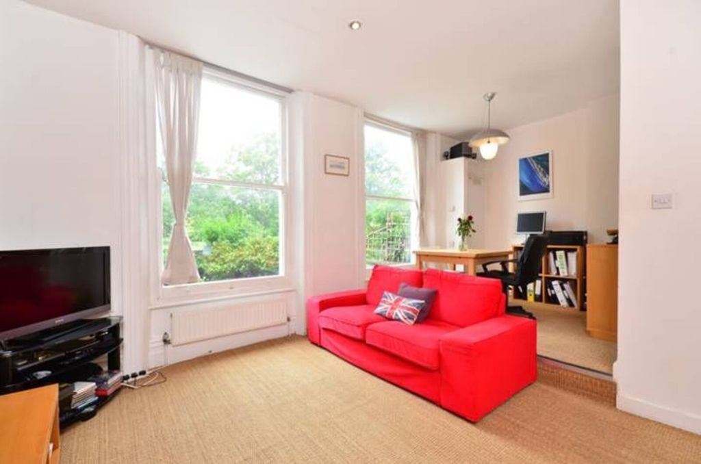 Property photo 3 of 11