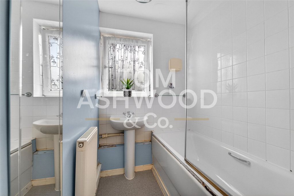 Property photo 3 of 10 Picture No. 08
