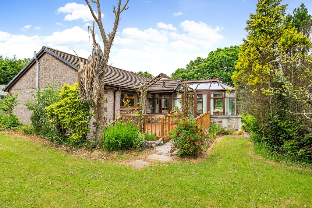 Property photo 2 of 19 Picture No. 21