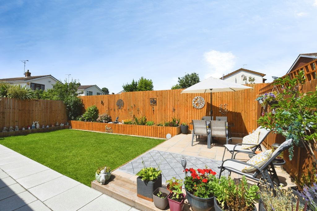 Property photo 2 of 20 Pbox-Img.Jpg