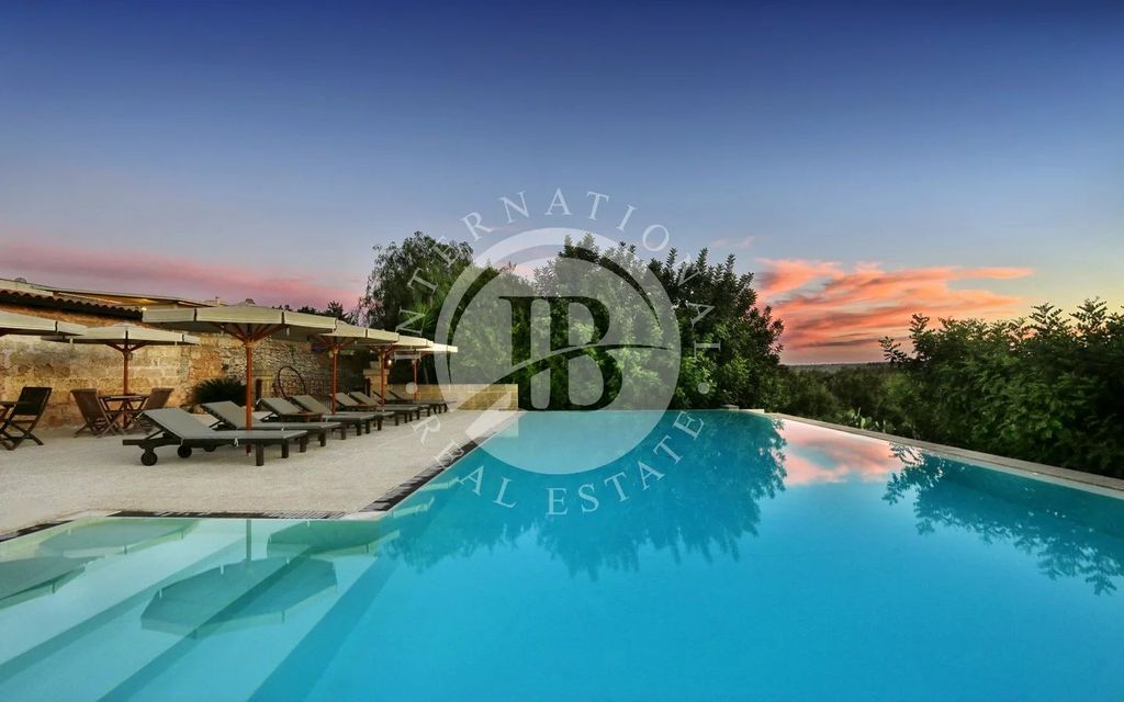 Property photo 2 of 55