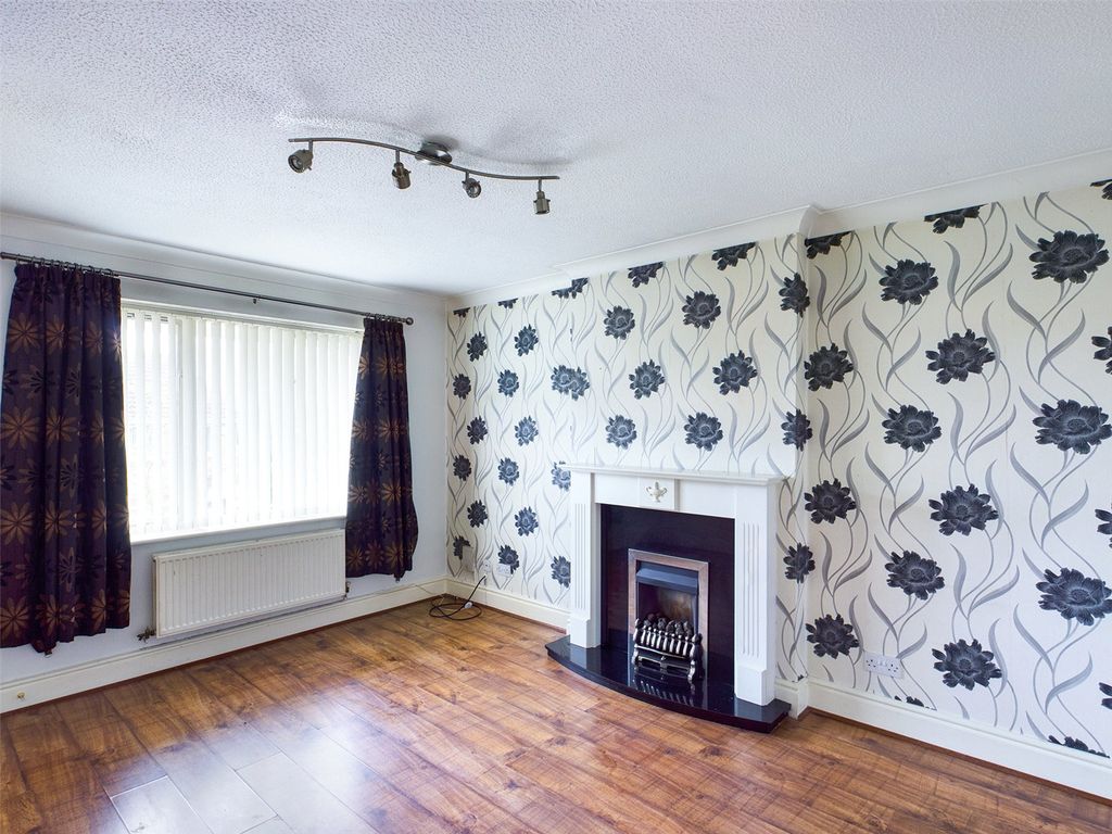 Property photo 2 of 12 Picture No. 05