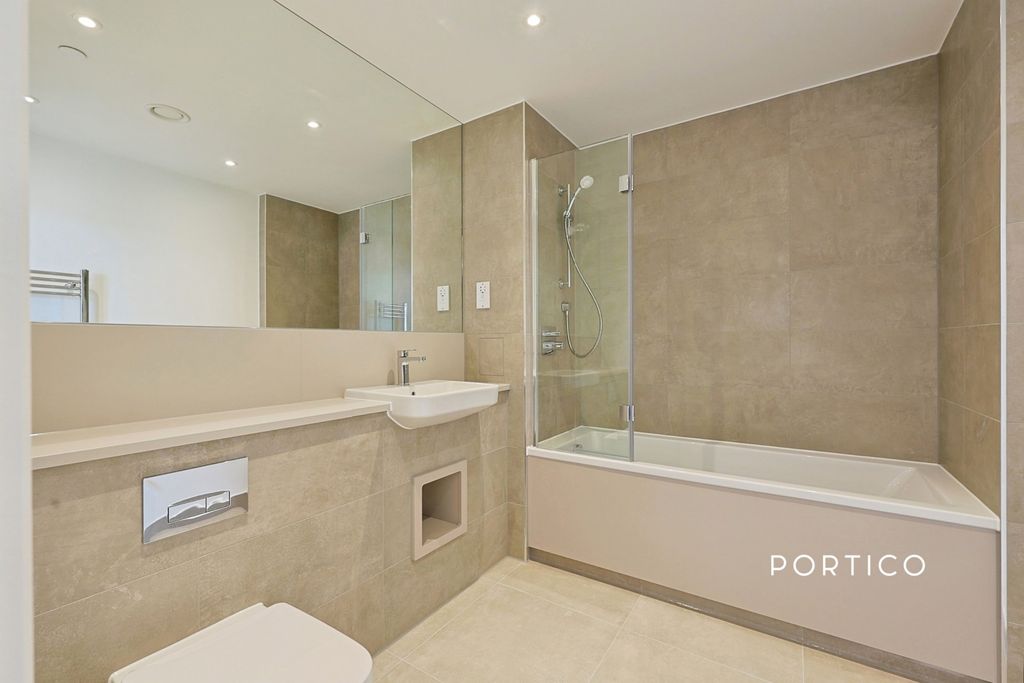 Property photo 3 of 11 Pbox-Img.Jpg