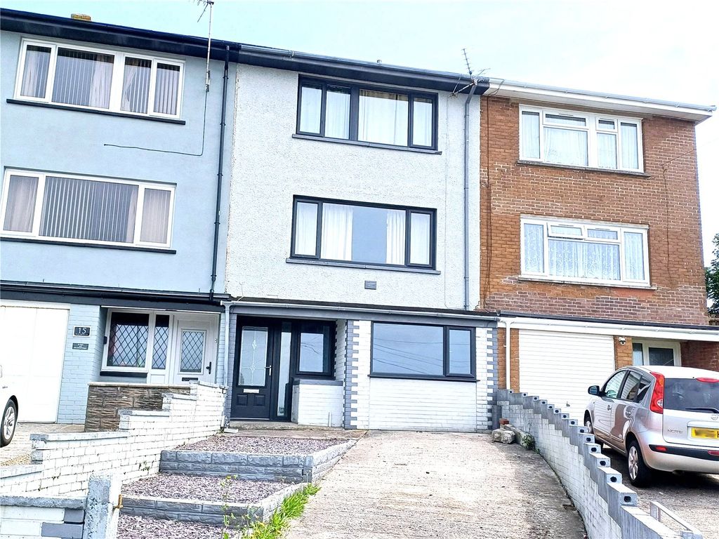 Property photo 1 of 12 Picture No. 11