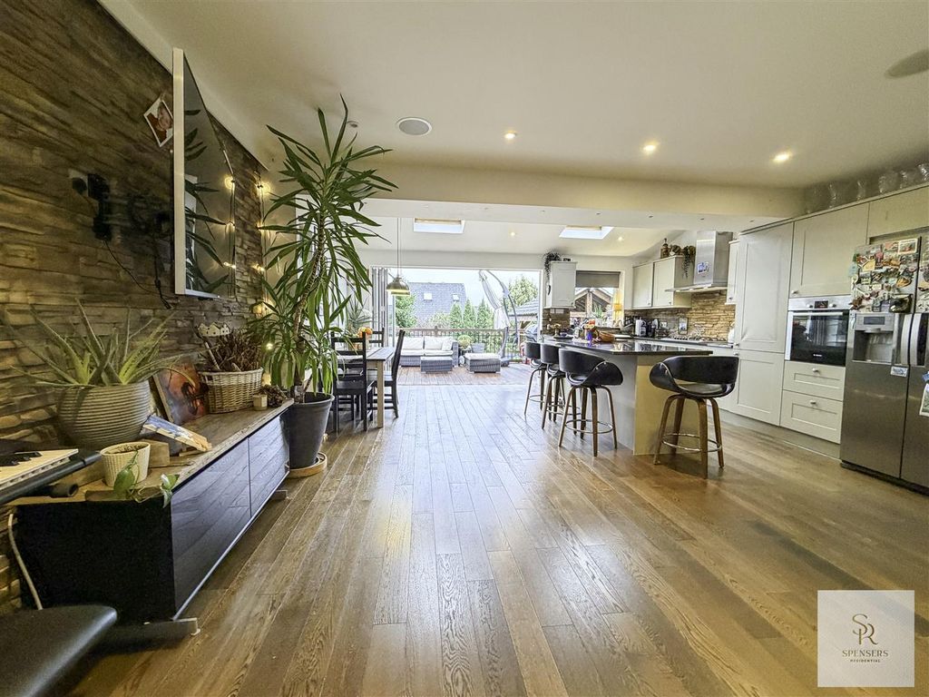 Property photo 2 of 27 Img_5037.Jpg