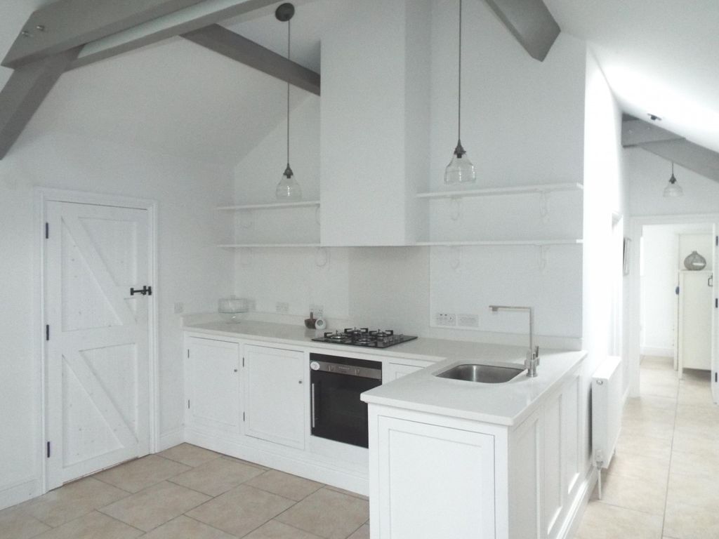 Property photo 3 of 8 Image 3