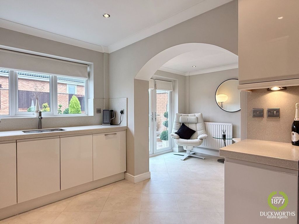 Property photo 3 of 30