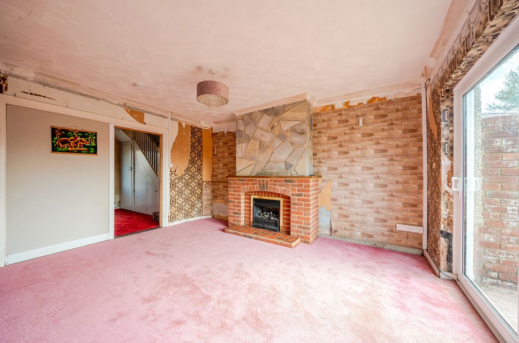 Property photo 2 of 18 1512933-27-6A8Ef9...